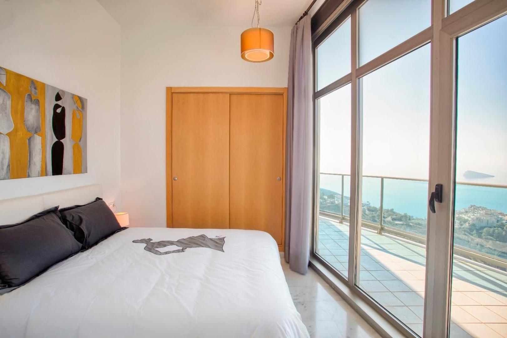 Deluxe Penthouse On The 42Nd Floor With Amazing Sea Views Apartment Benidorm Bagian luar foto
