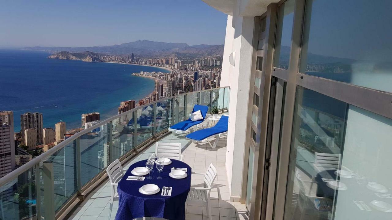 Deluxe Penthouse On The 42Nd Floor With Amazing Sea Views Apartment Benidorm Bagian luar foto