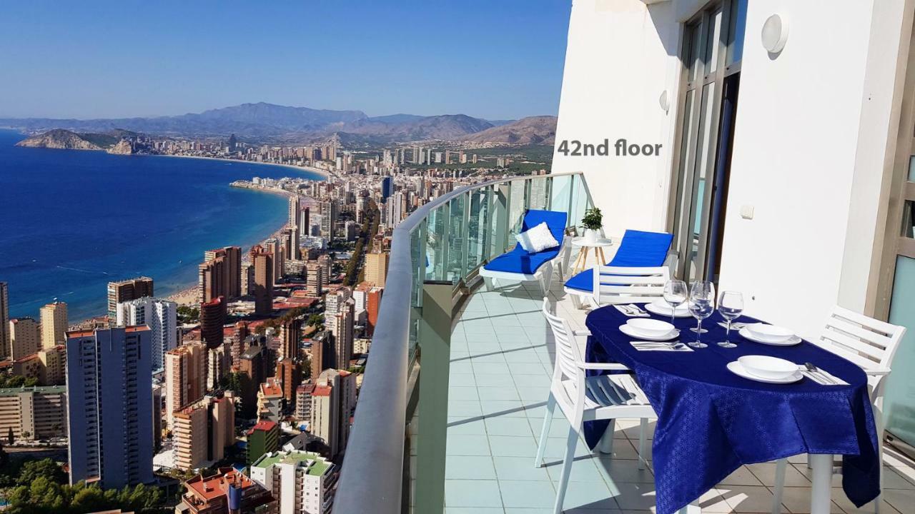 Deluxe Penthouse On The 42Nd Floor With Amazing Sea Views Apartment Benidorm Bagian luar foto