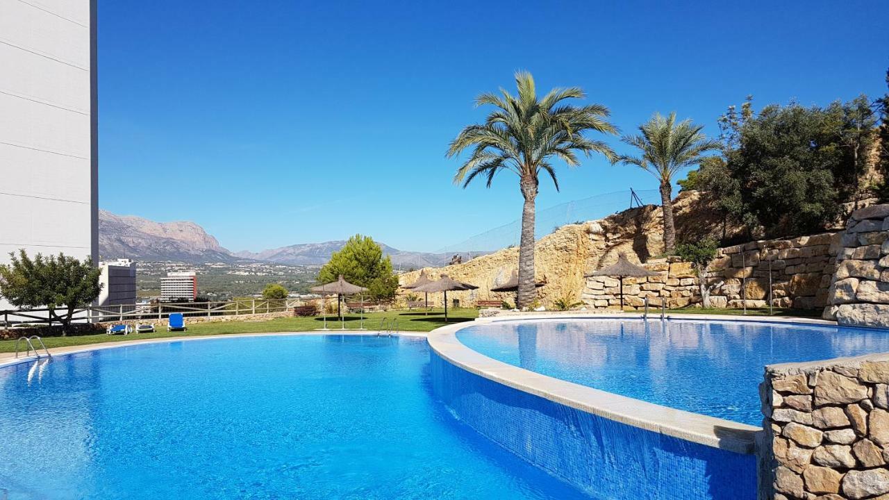 Deluxe Penthouse On The 42Nd Floor With Amazing Sea Views Apartment Benidorm Bagian luar foto